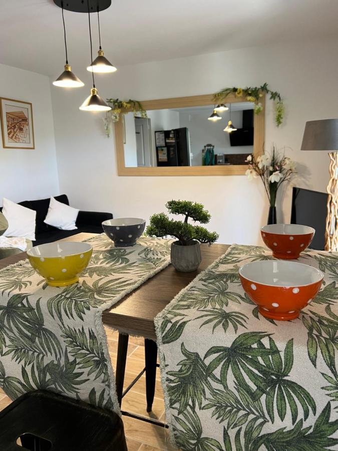 Appartement Entre Village Et Plages. Saint-Cyr-sur-Mer Esterno foto